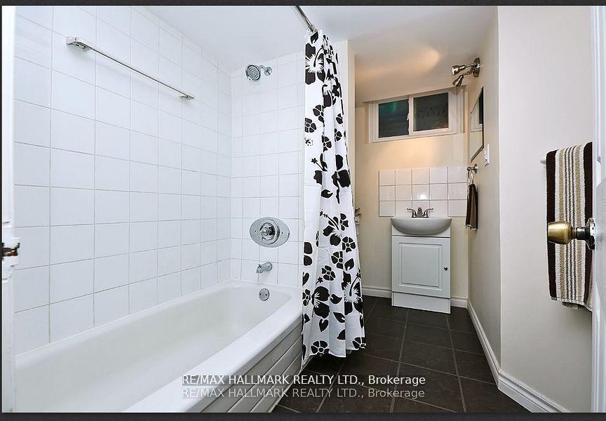 71 Ecclestone Drive, Brampton 4