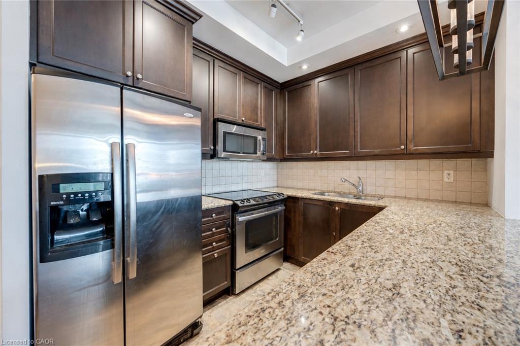 2403 - 628 Fleet Street, Toronto 4