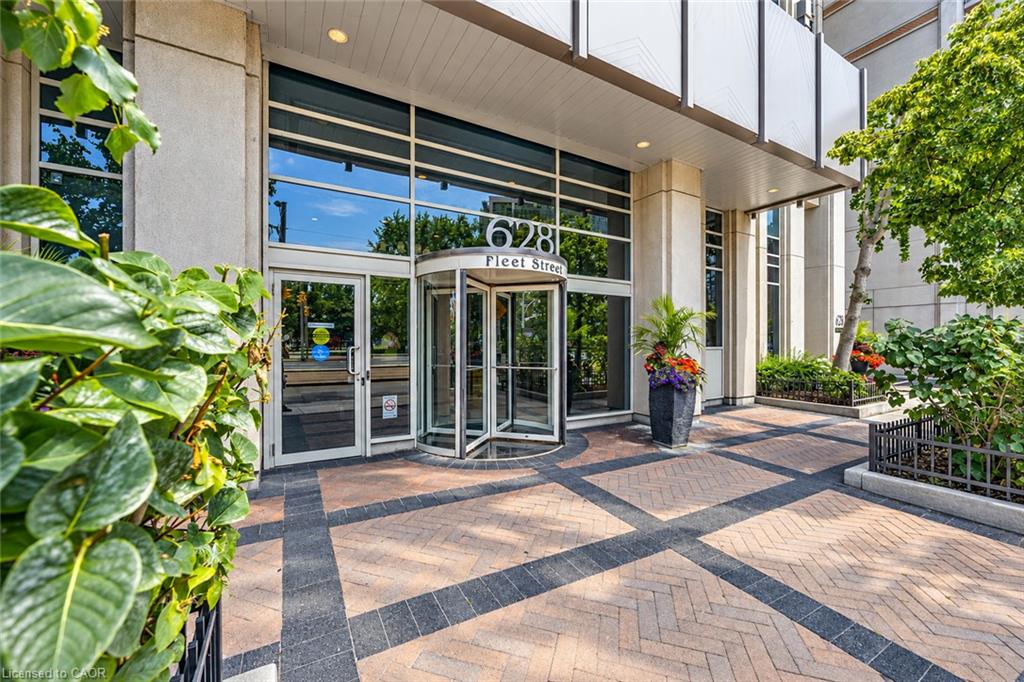 2403 - 628 Fleet Street, Toronto 2