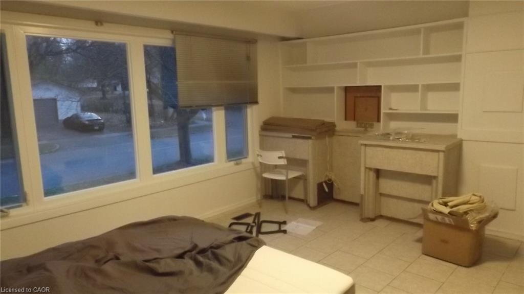 68 Austin Drive, Waterloo 3
