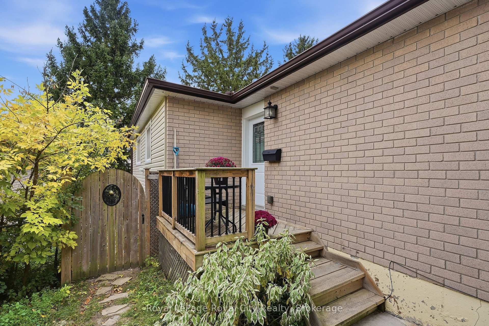 UPPER - 37 Mcilwraith Crescent, Guelph 3