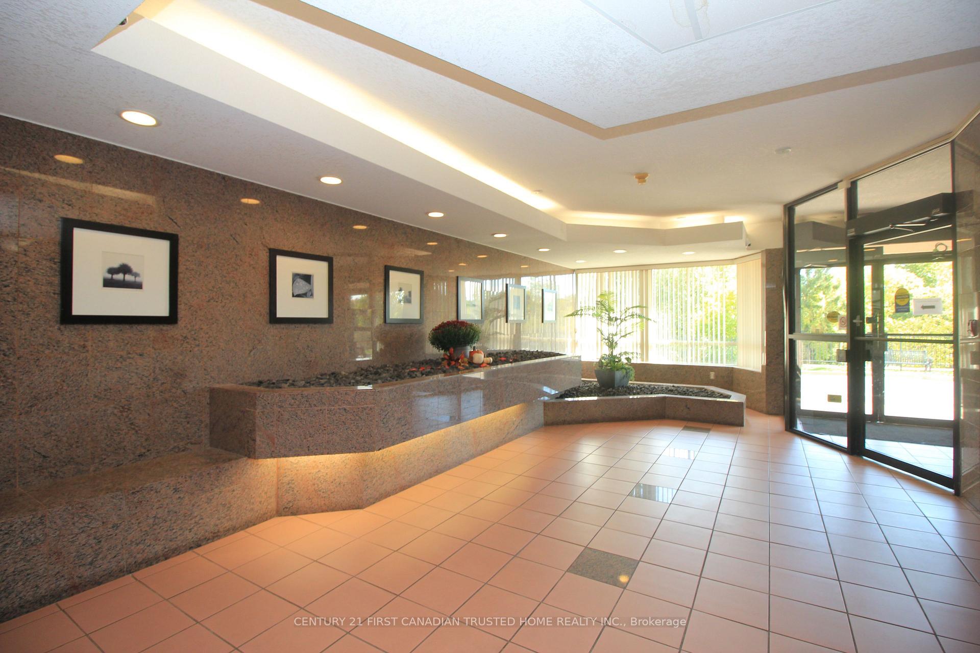 209 - 521 Riverside Drive, London North 2