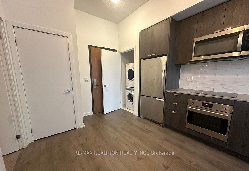 202 - 56 Forest Manor Road, Toronto 2