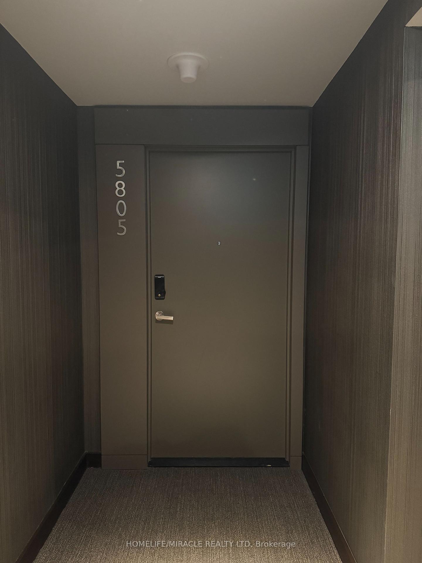 5805 - 448 Burnhamthorpe Road, Mississauga 2
