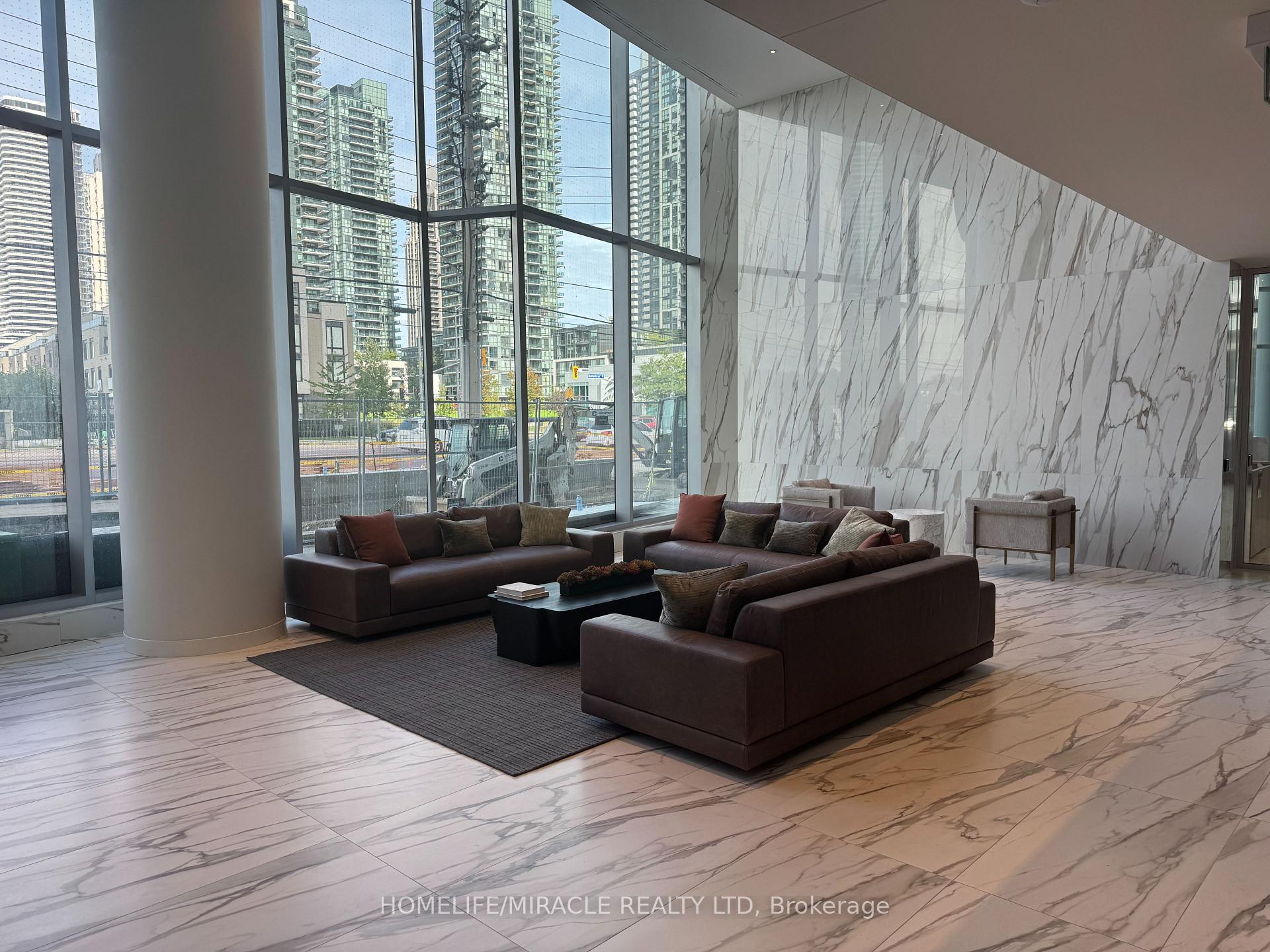 5805 - 448 Burnhamthorpe Road, Mississauga 3