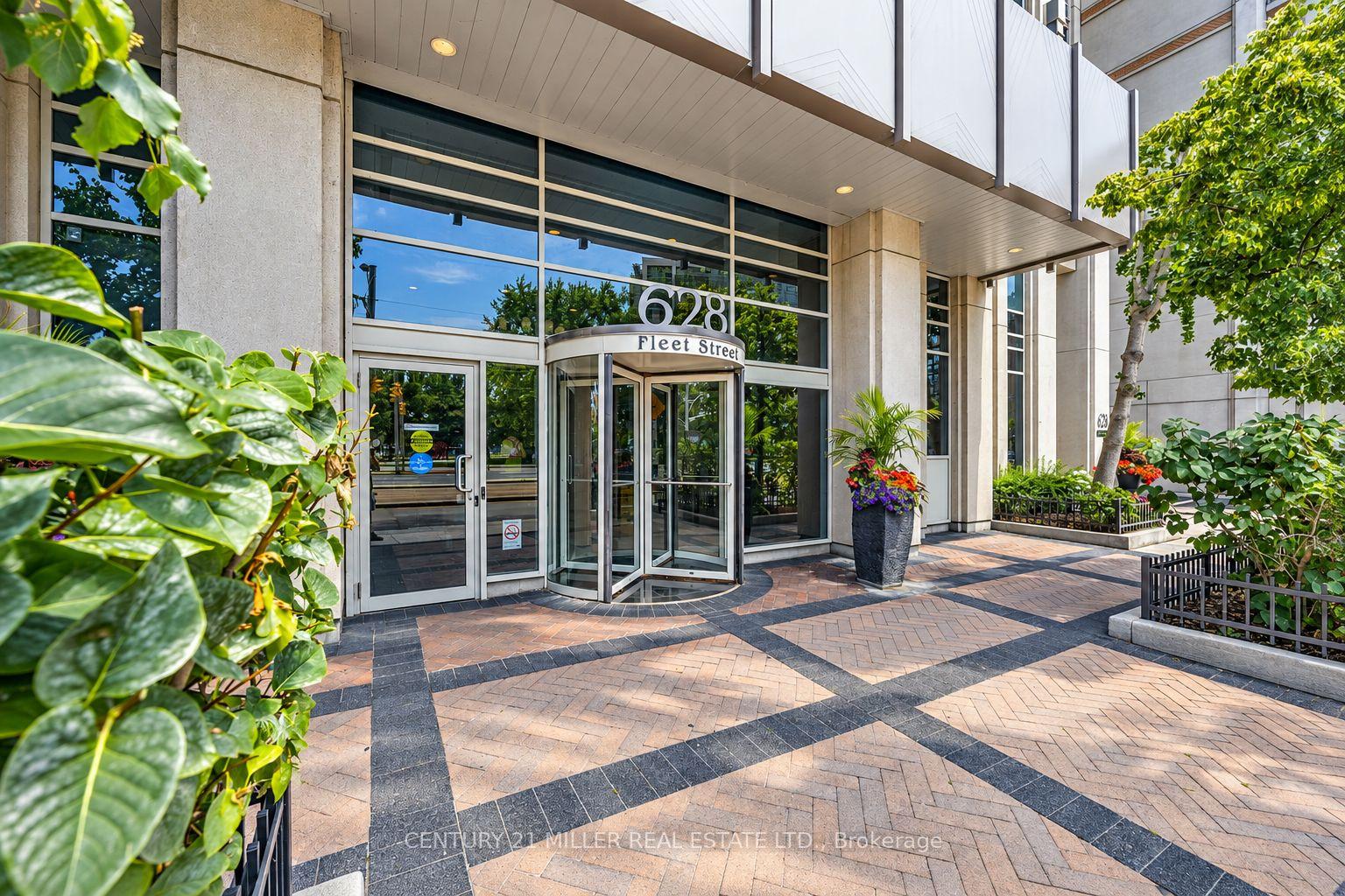 2403 - 628 Fleet Street, Toronto 2