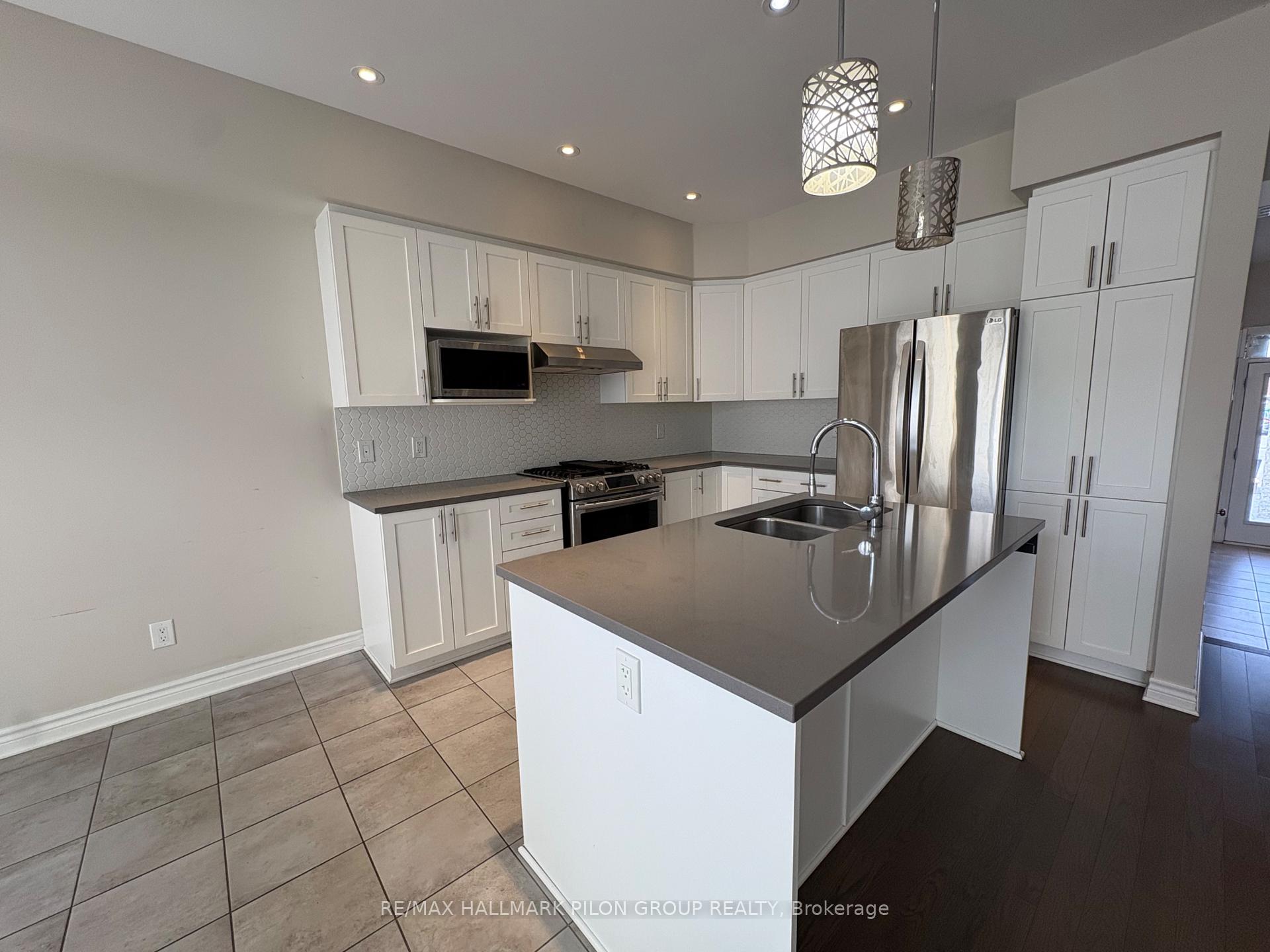 324 Rainrock Crescent, Ottawa 3