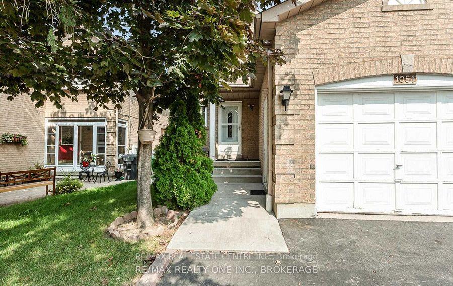 Upper - 1051 Blizzard Road, Mississauga 3