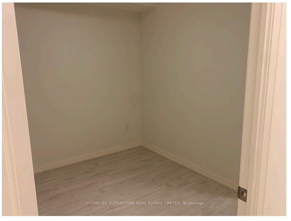 505 - 27 Korda Gate, Vaughan 5