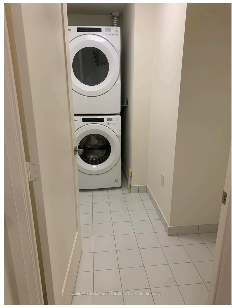 505 - 27 Korda Gate, Vaughan 3