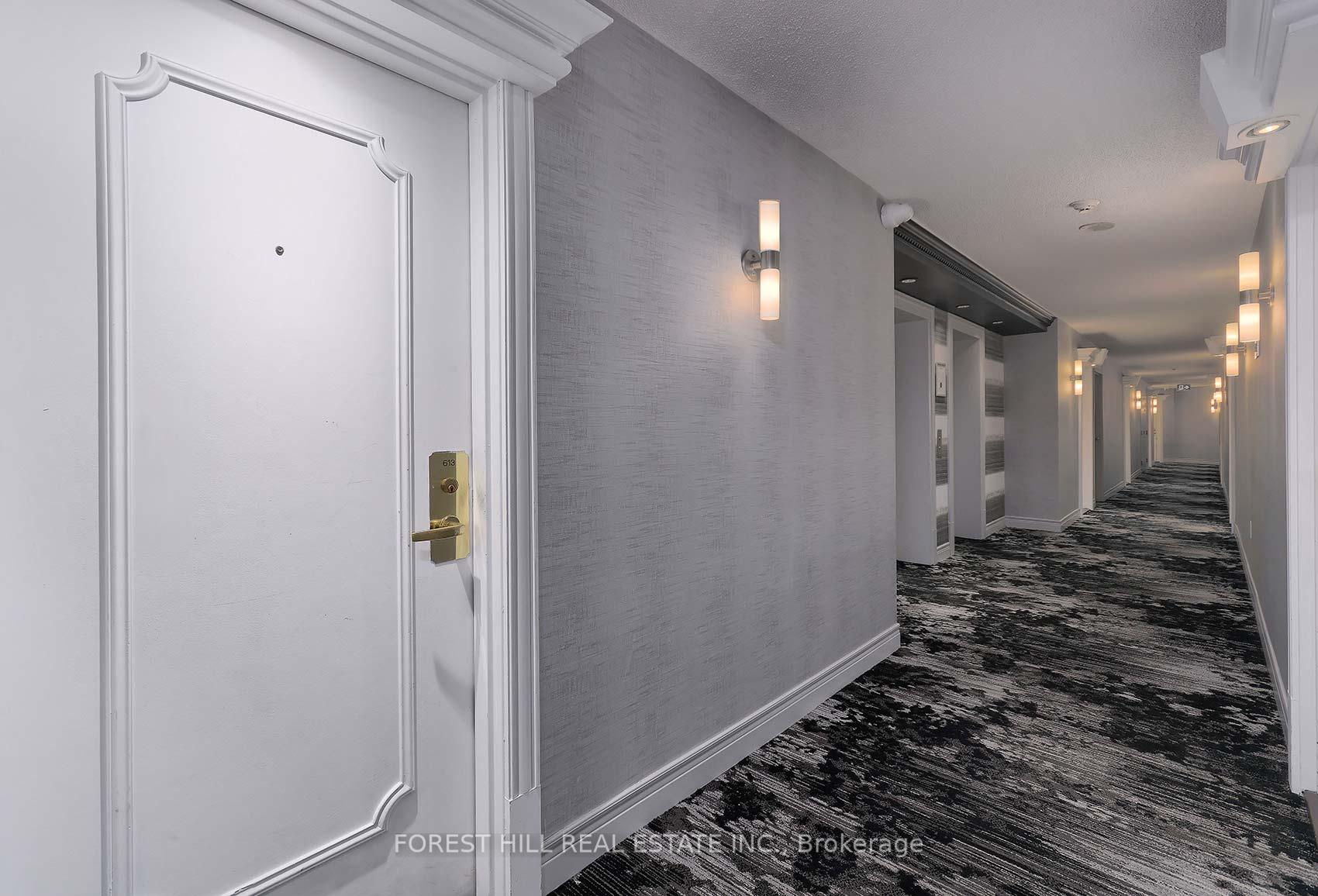 613 - 887 Bay Street, Toronto 2