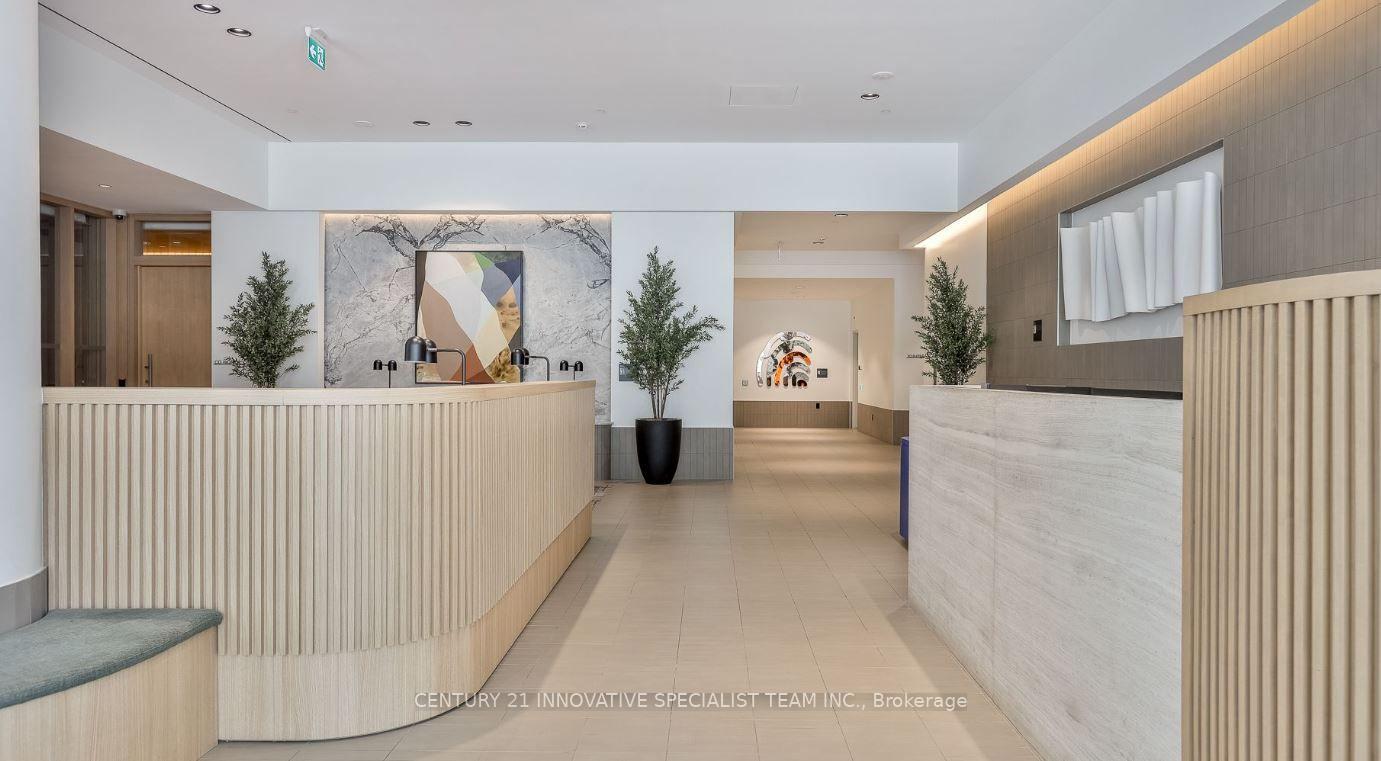 801 - 395 Square One Drive, Mississauga 5