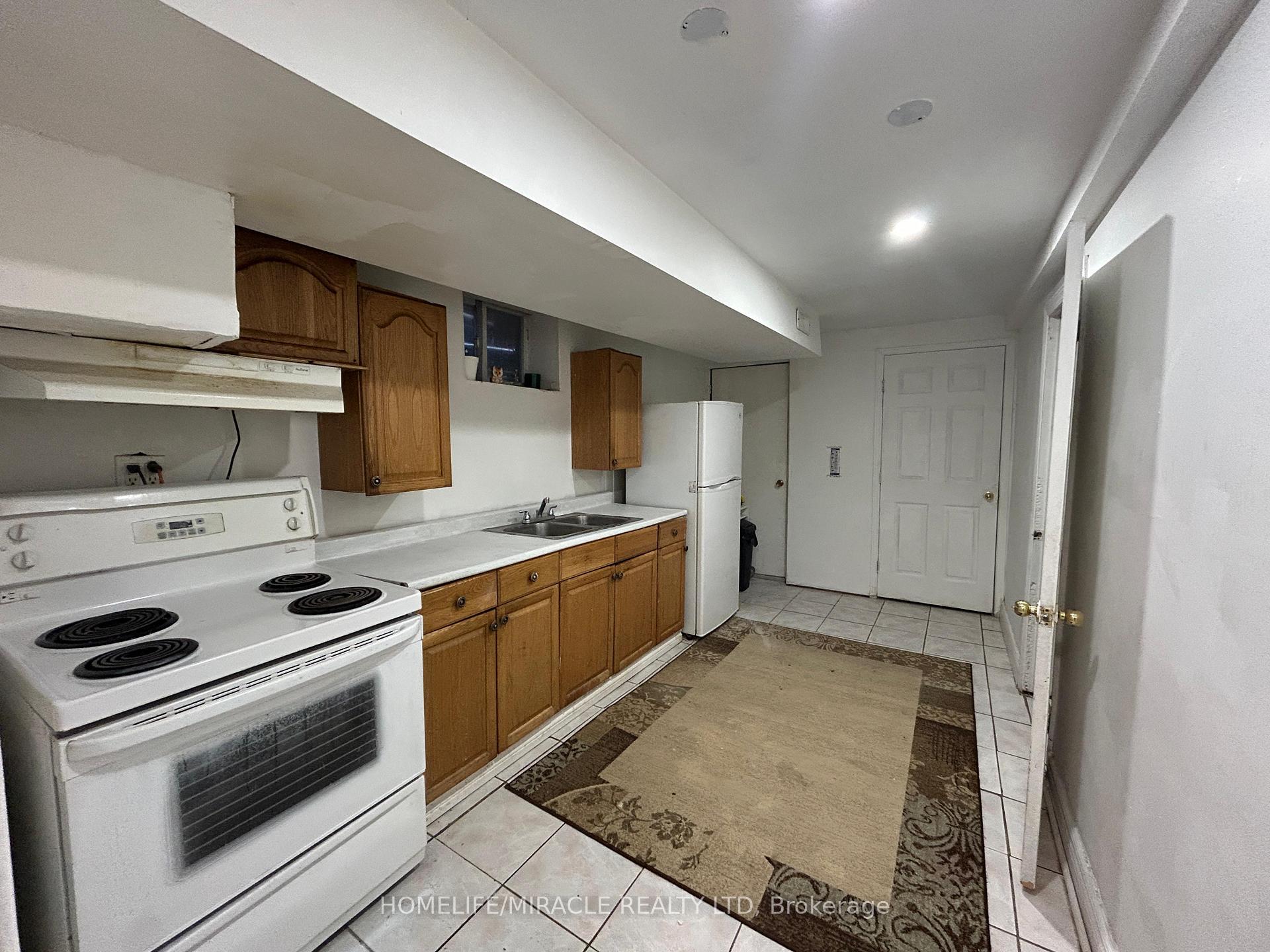 Basement - 568 Oakwood Avenue, Toronto 5