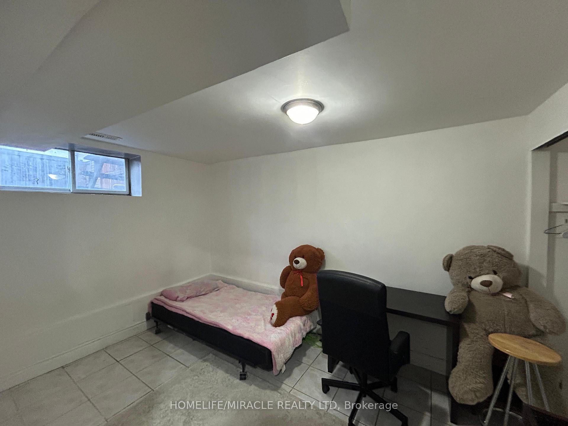 Basement - 568 Oakwood Avenue, Toronto 4