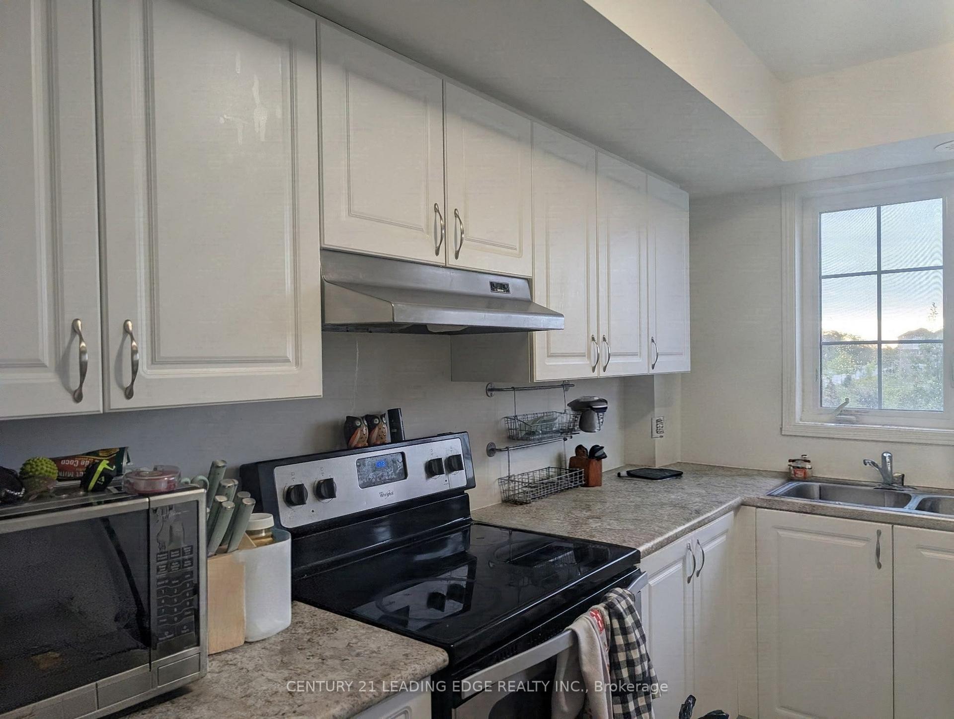 2324 Chevron Prince Path, Oshawa 4
