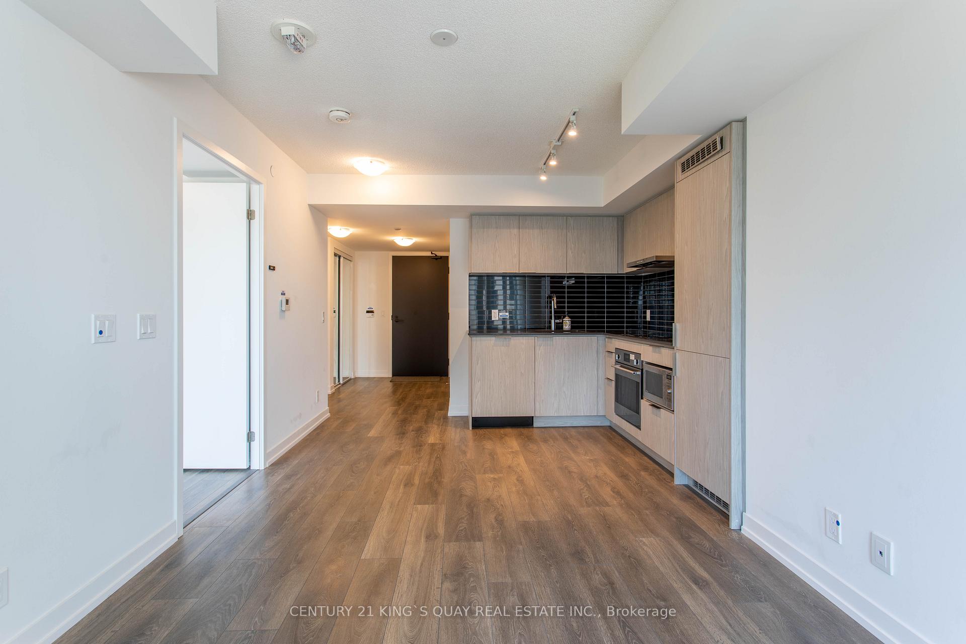 2005 - 60 Shuter Street, Toronto 5