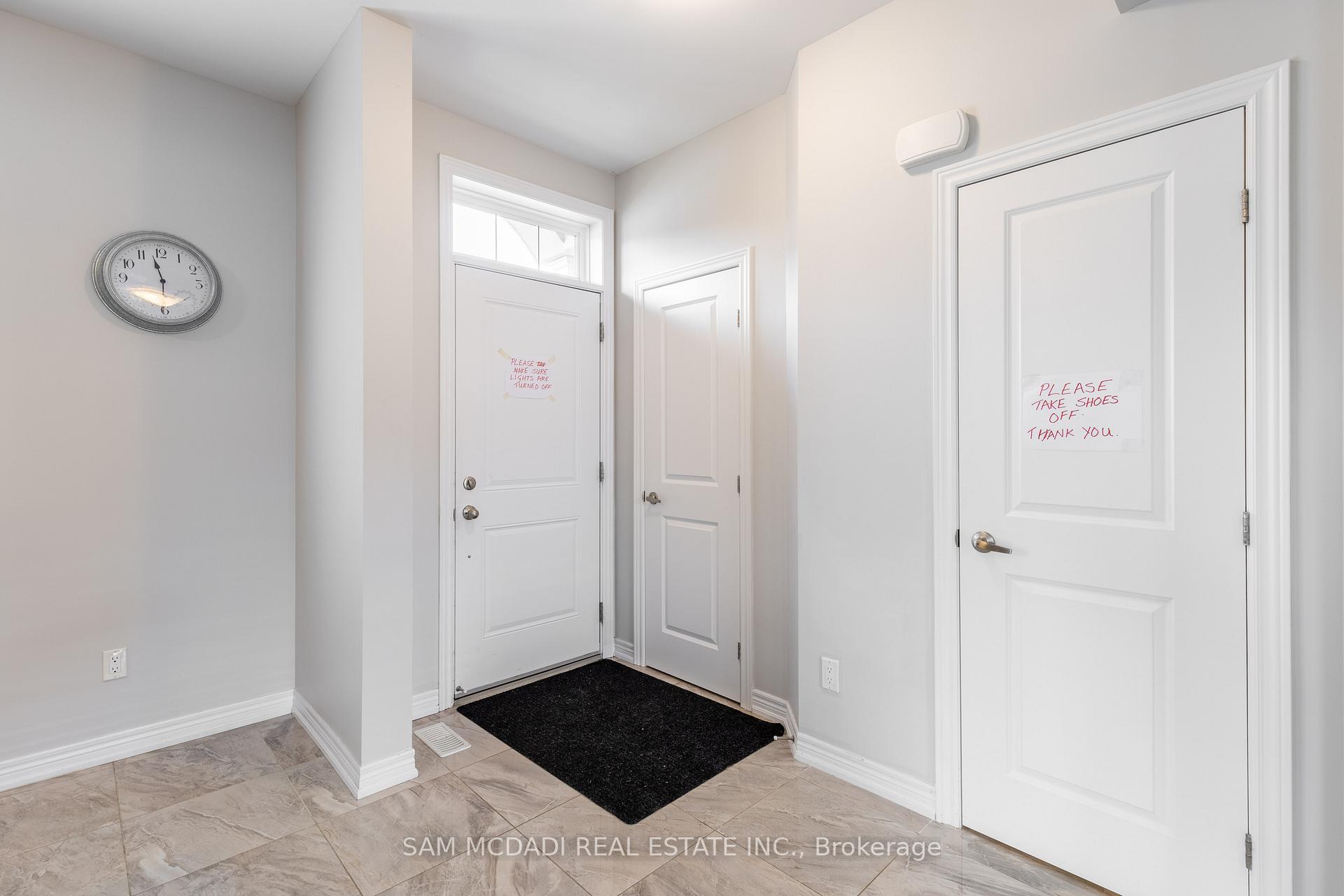 2314 Natasha Circle, Oakville 3