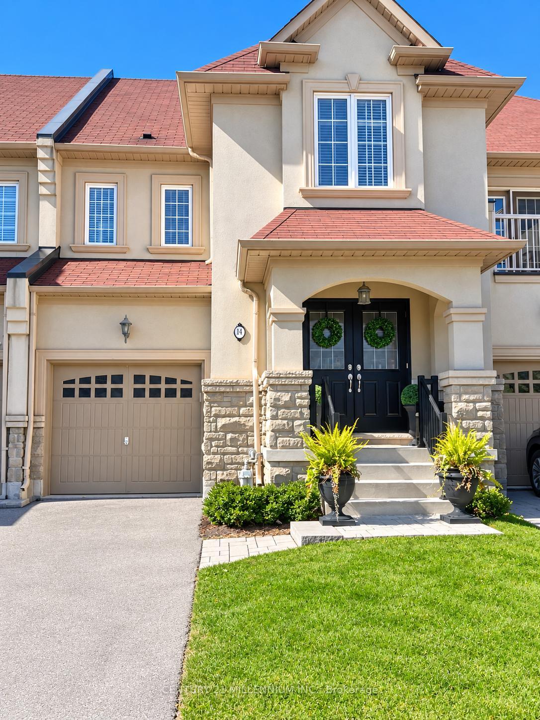 14 Beachville Circle Brampton Ontario Canada Sold residential Calvin Douglas CENTURY 21 MILLENNIUM INC.