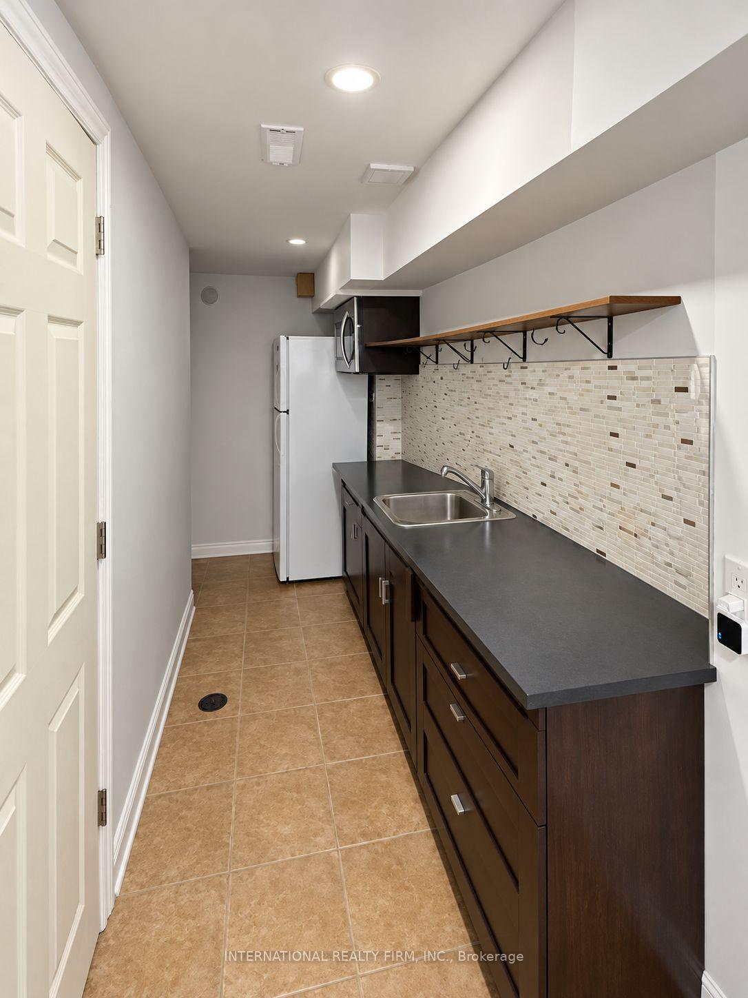 Basement - 16 Constellation Crescent, Richmond Hill 5