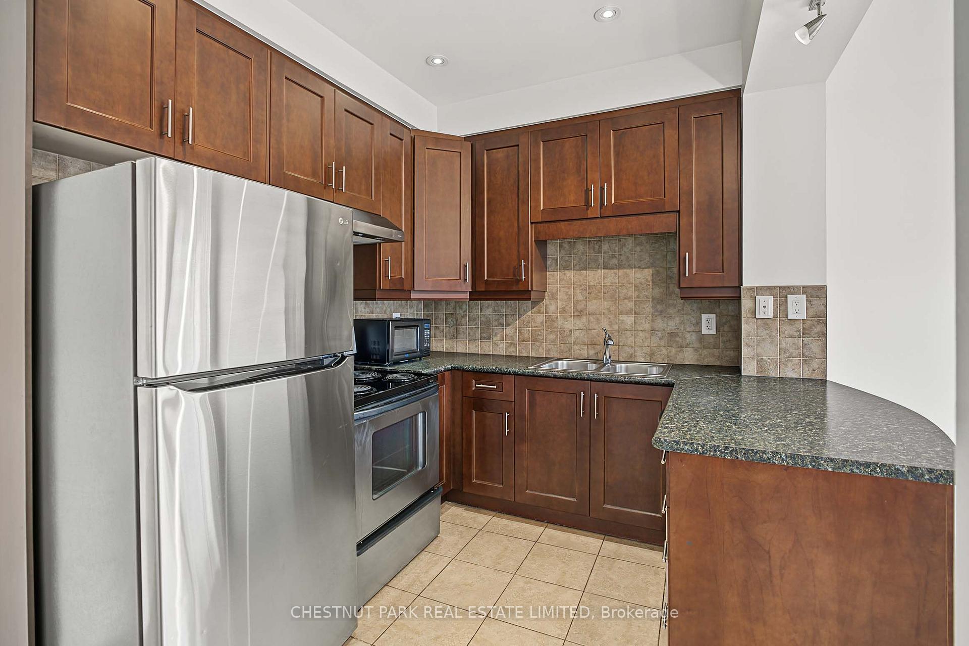 Main - 48 Grace Street, Toronto 2