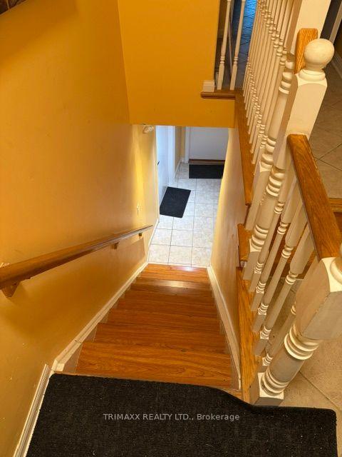 2 Paper Birch Road, Brampton 2