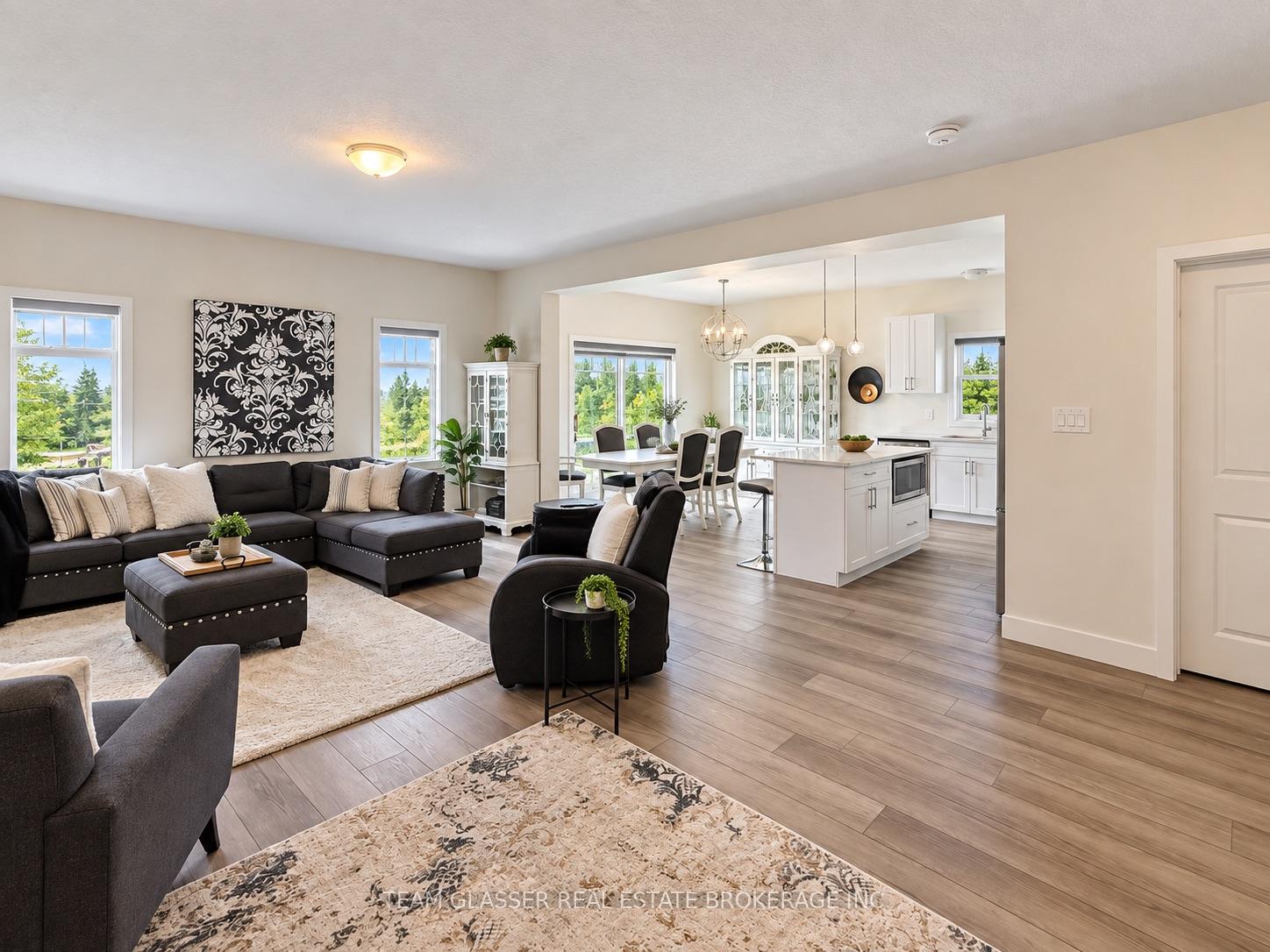Main - 1421 Twilite Boulevard, London North 3