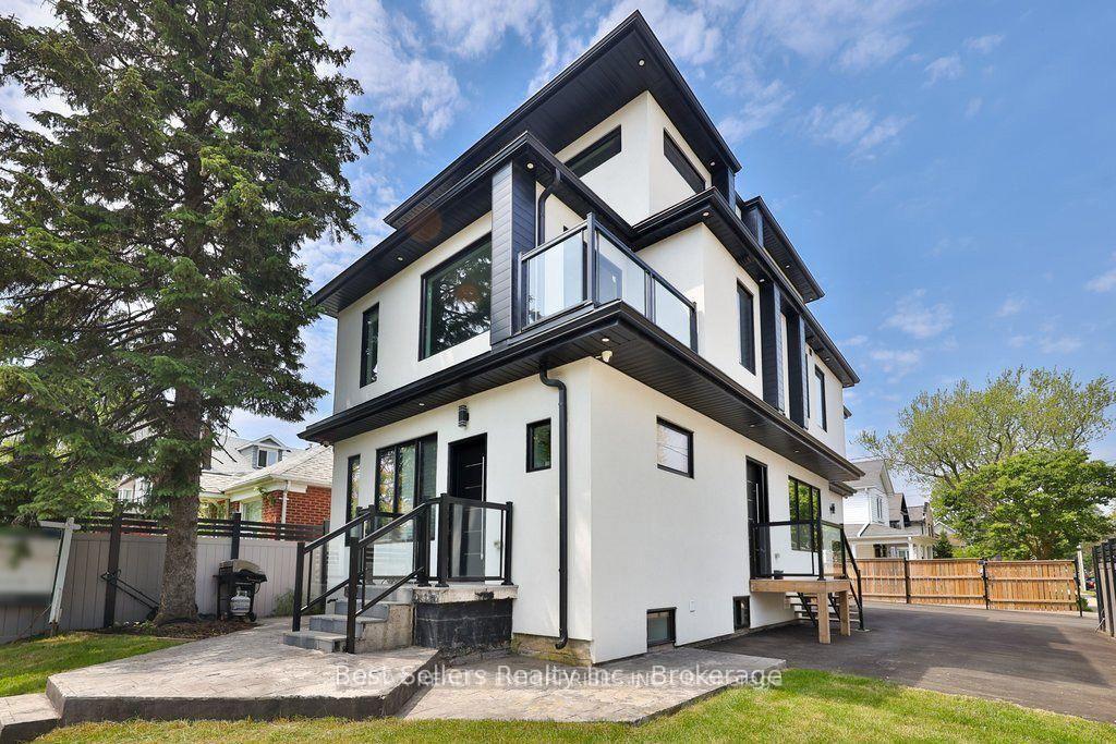 2A - 172 Royal York Road Toronto Ontario Canada Rent residential   MOVETA REALTY INC., Brokerage*