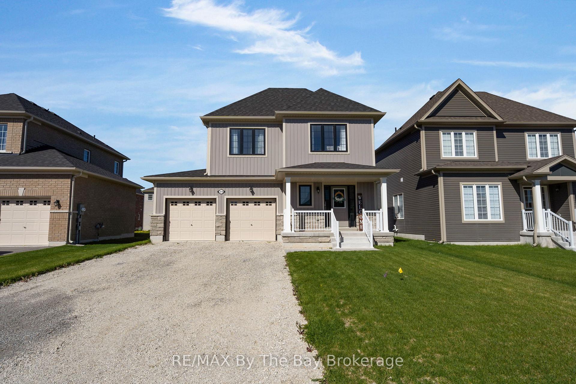 214 Cubitt Street Clearview Ontario Canada Sale residential Leo Weel RE/MAX Four Seasons Realty Ltd., Brokerage*