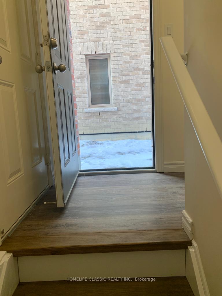 Basement - 18 Elderslie Crescent, Vaughan 3