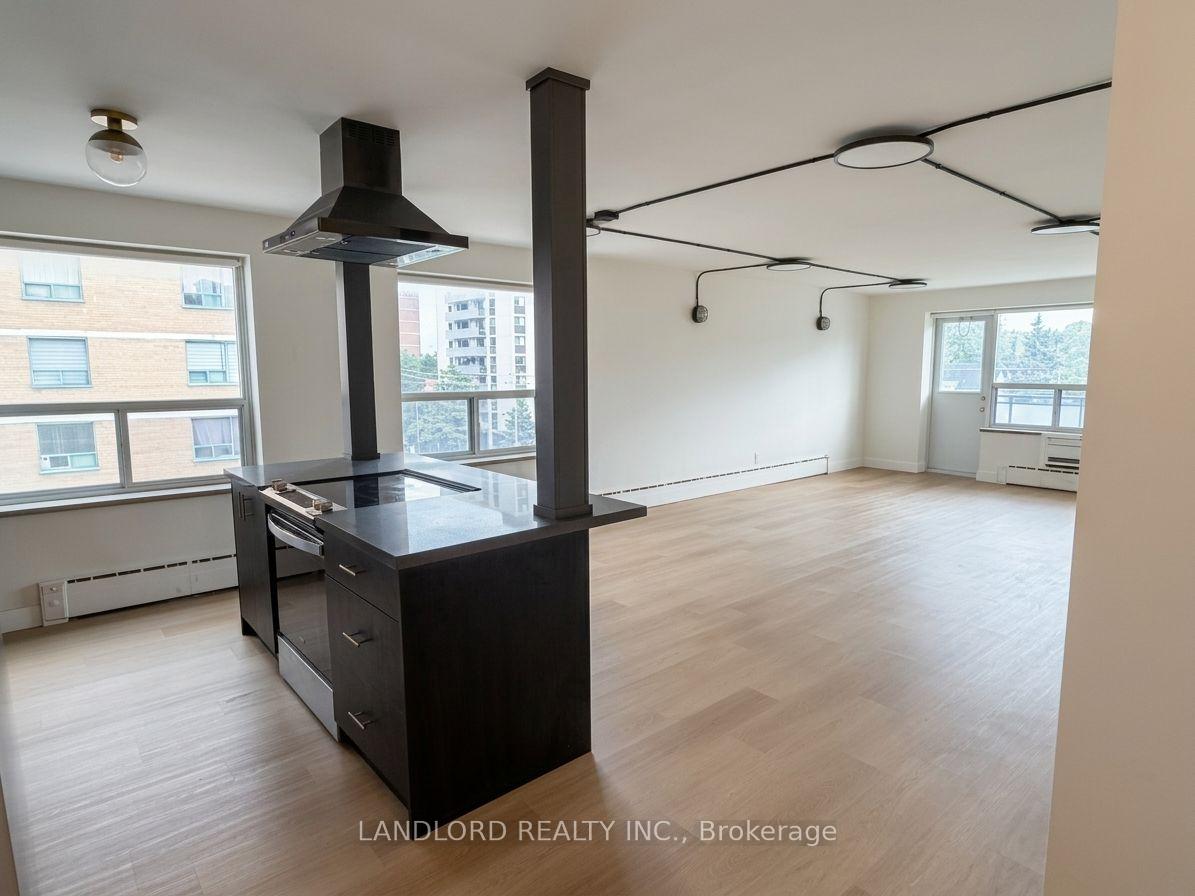 502 - 420 Eglinton Avenue E Toronto Ontario Canada Rent residential   MOVETA REALTY INC., Brokerage*