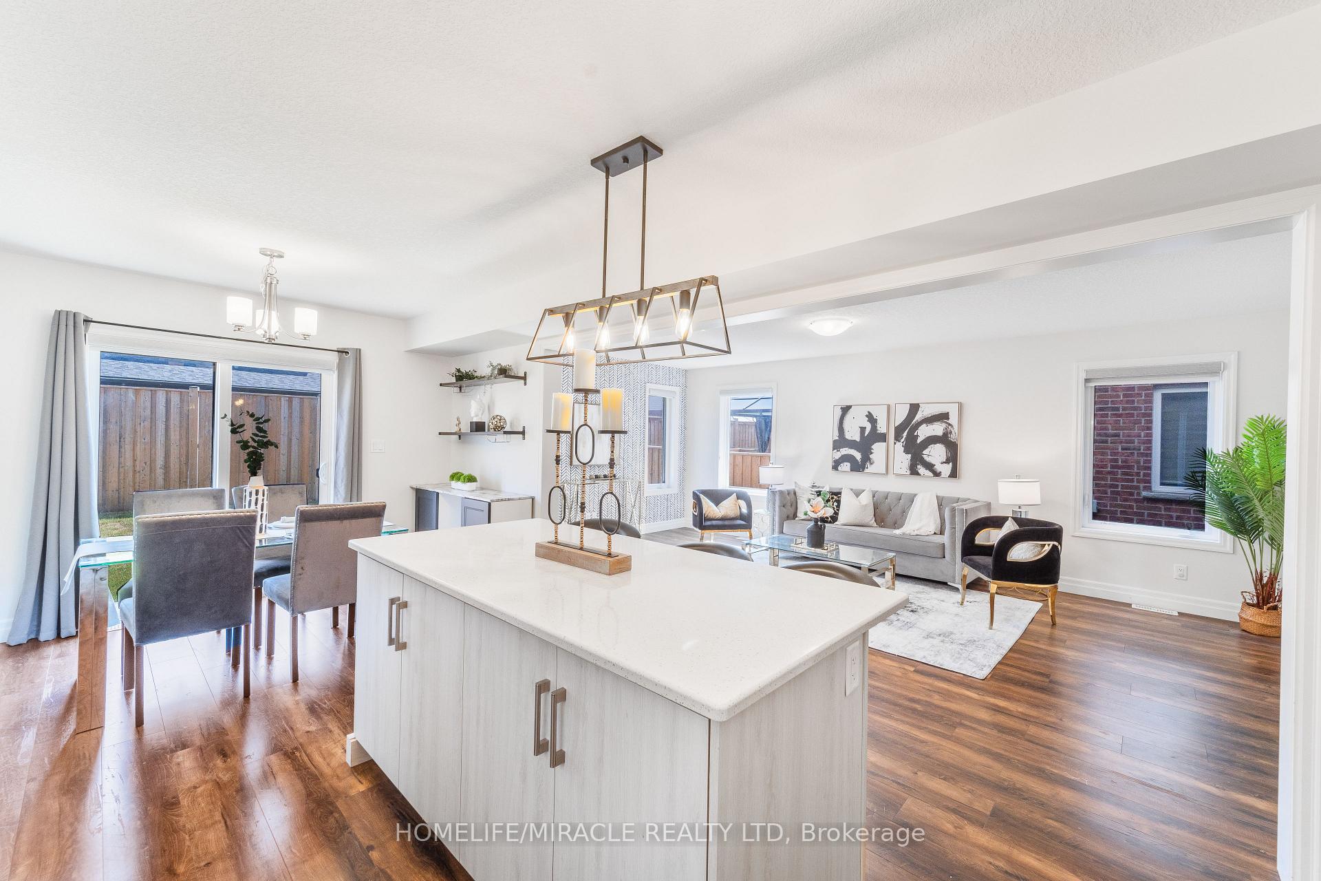 53 Robertson Drive, Stratford 3