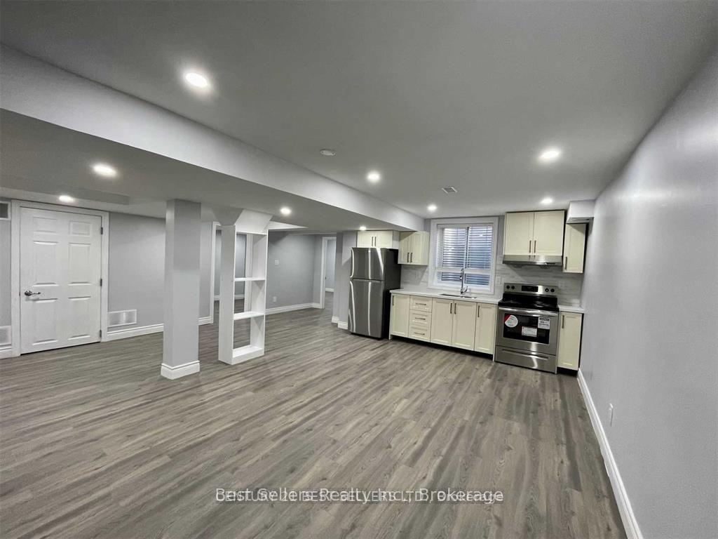 Bsmt - 32 Stephanie Avenue, Brampton 3