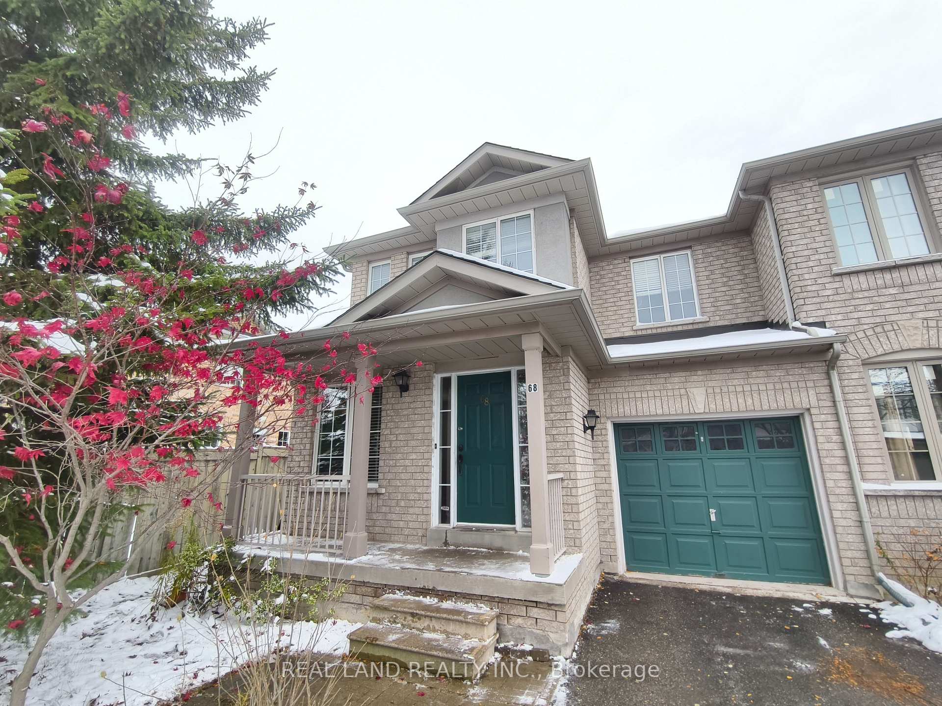 68 Waterton Crescent, Richmond Hill 2