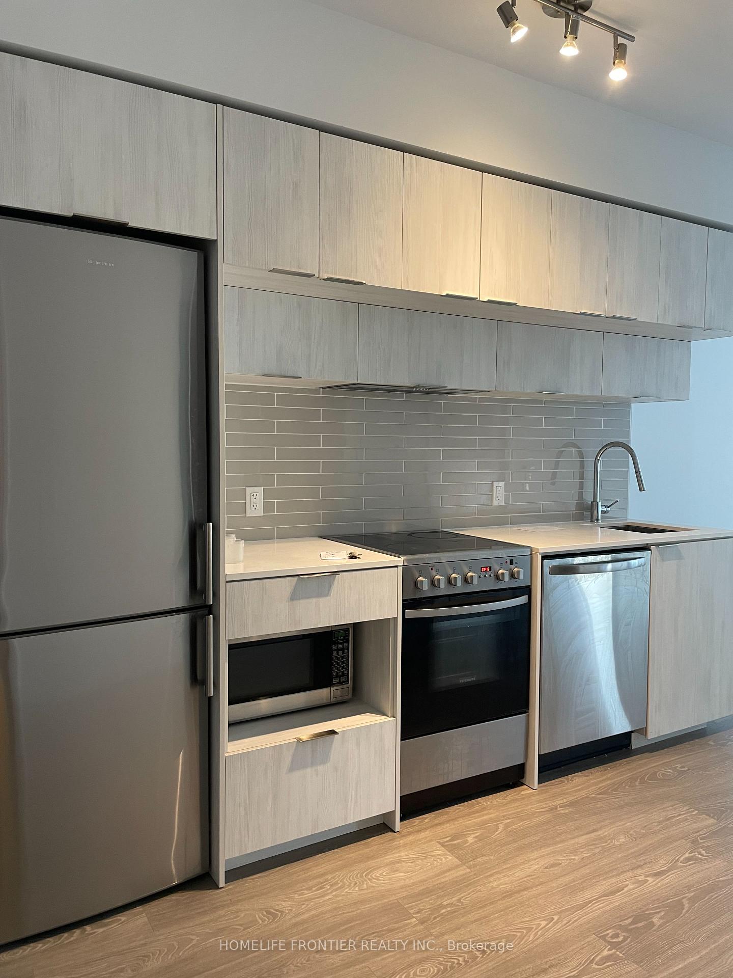 3212 - 181 Dundas Street E, Toronto 3