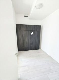 812 - 400 King Street W, Toronto 4