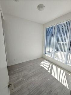 812 - 400 King Street W, Toronto 3