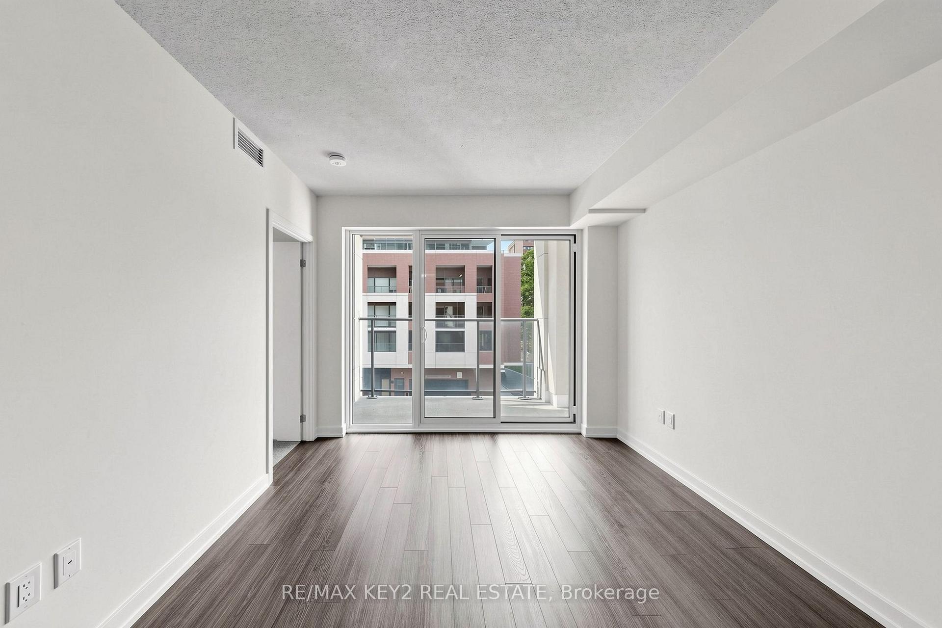 312 - 4010 Eglinton Avenue W, Toronto 2