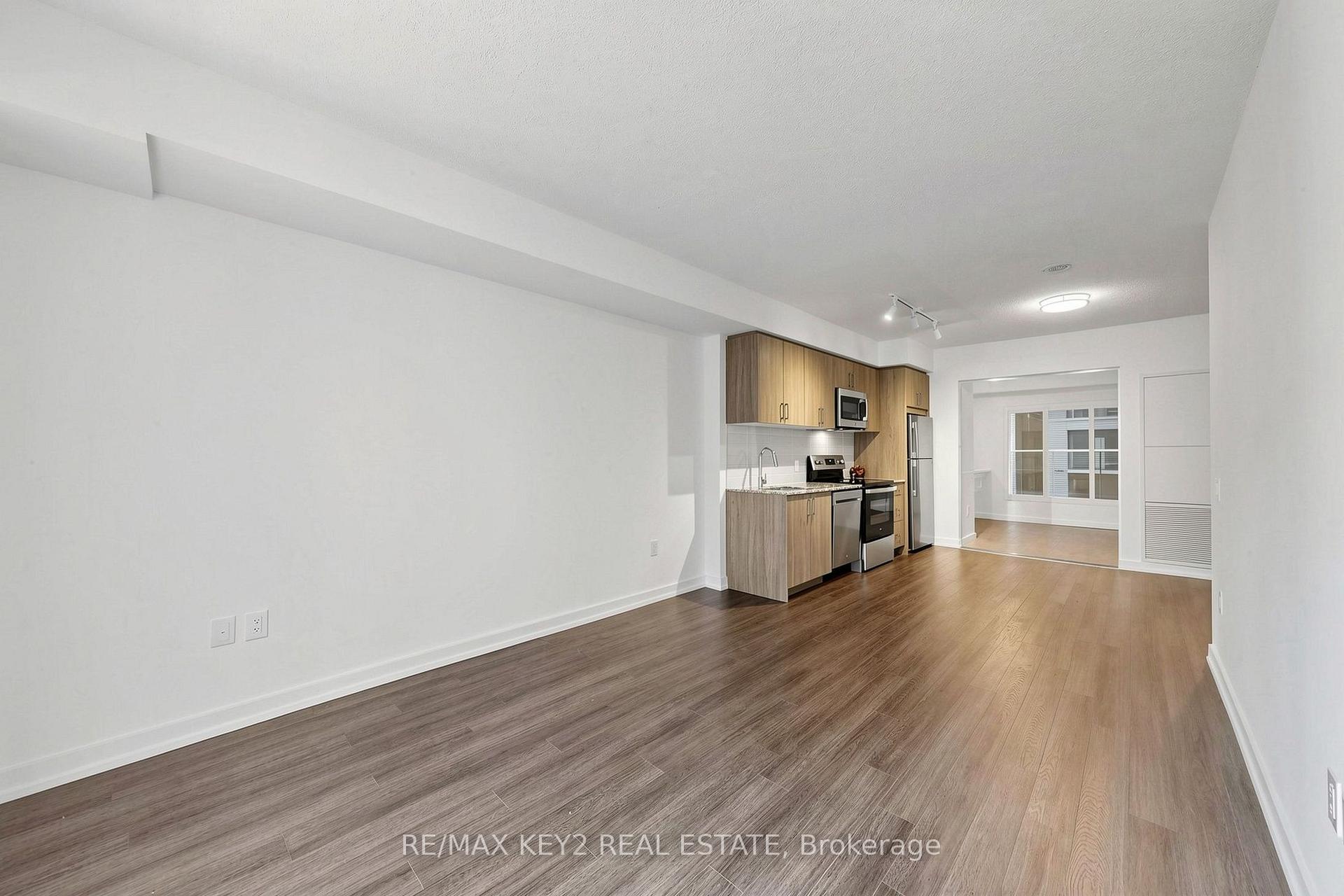 312 - 4010 Eglinton Avenue W, Toronto 5