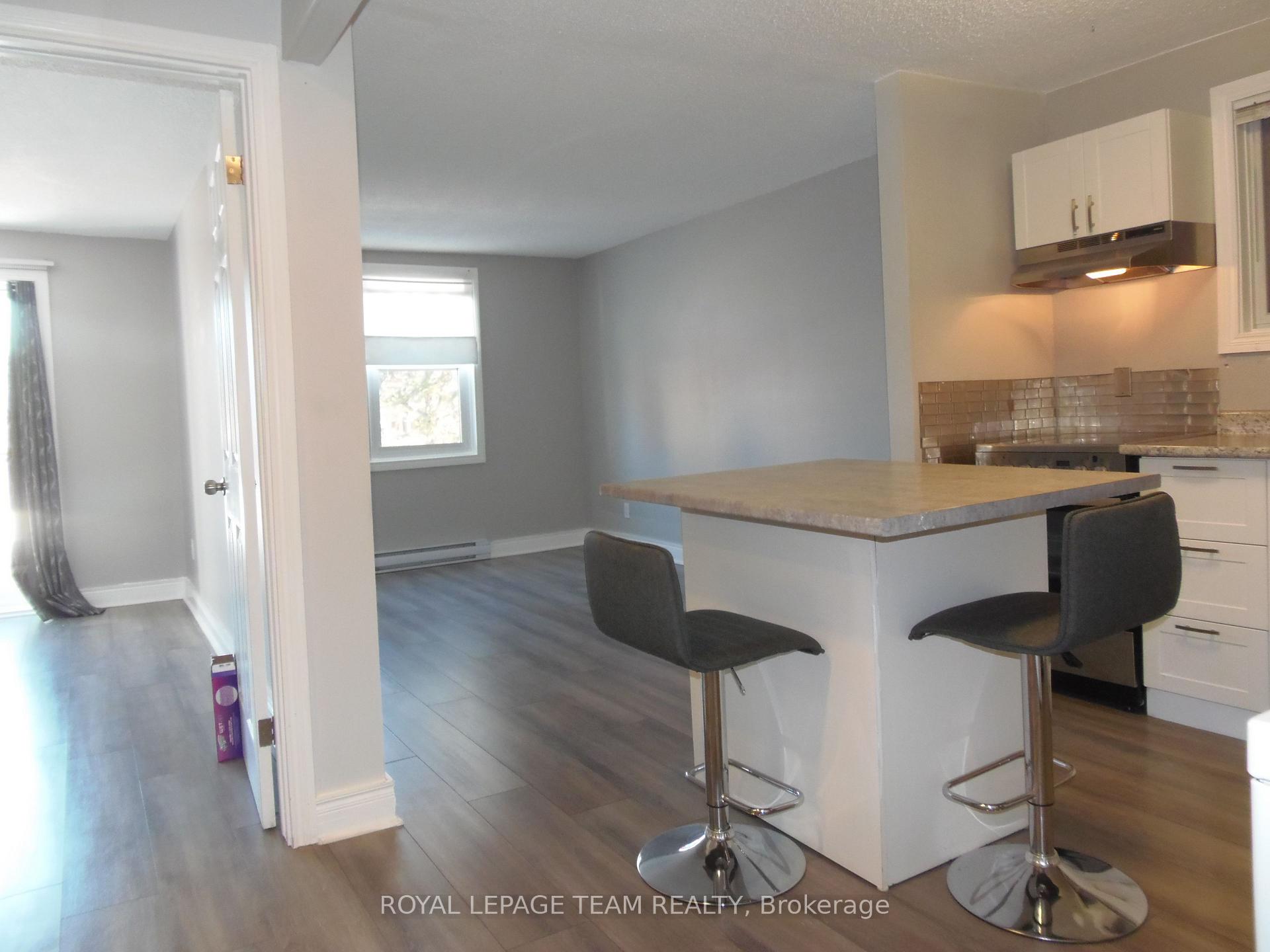 Unit 2 - 44 Spadina Avenue, Ottawa 5
