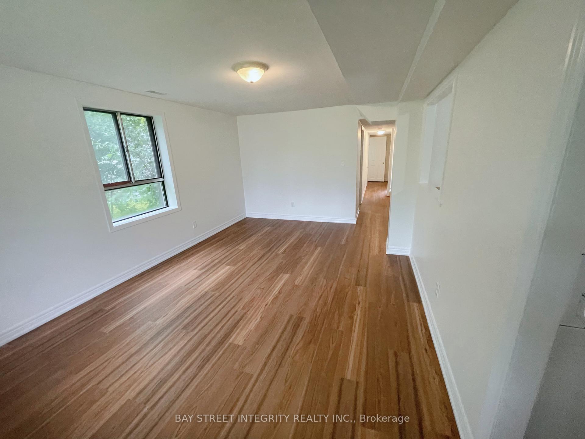 Main floor - 320 Miami Drive, Georgina 5