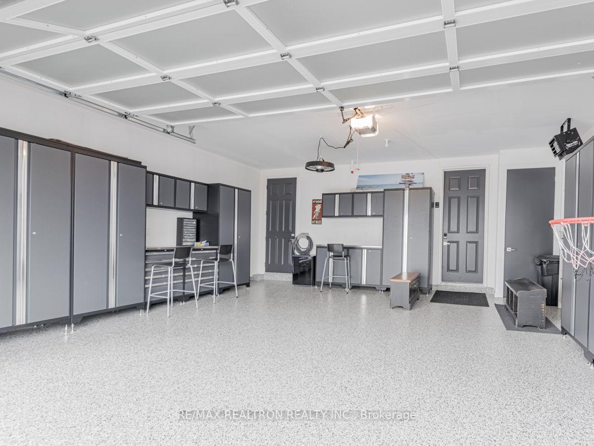 3698 Ferretti Court, Innisfil 2