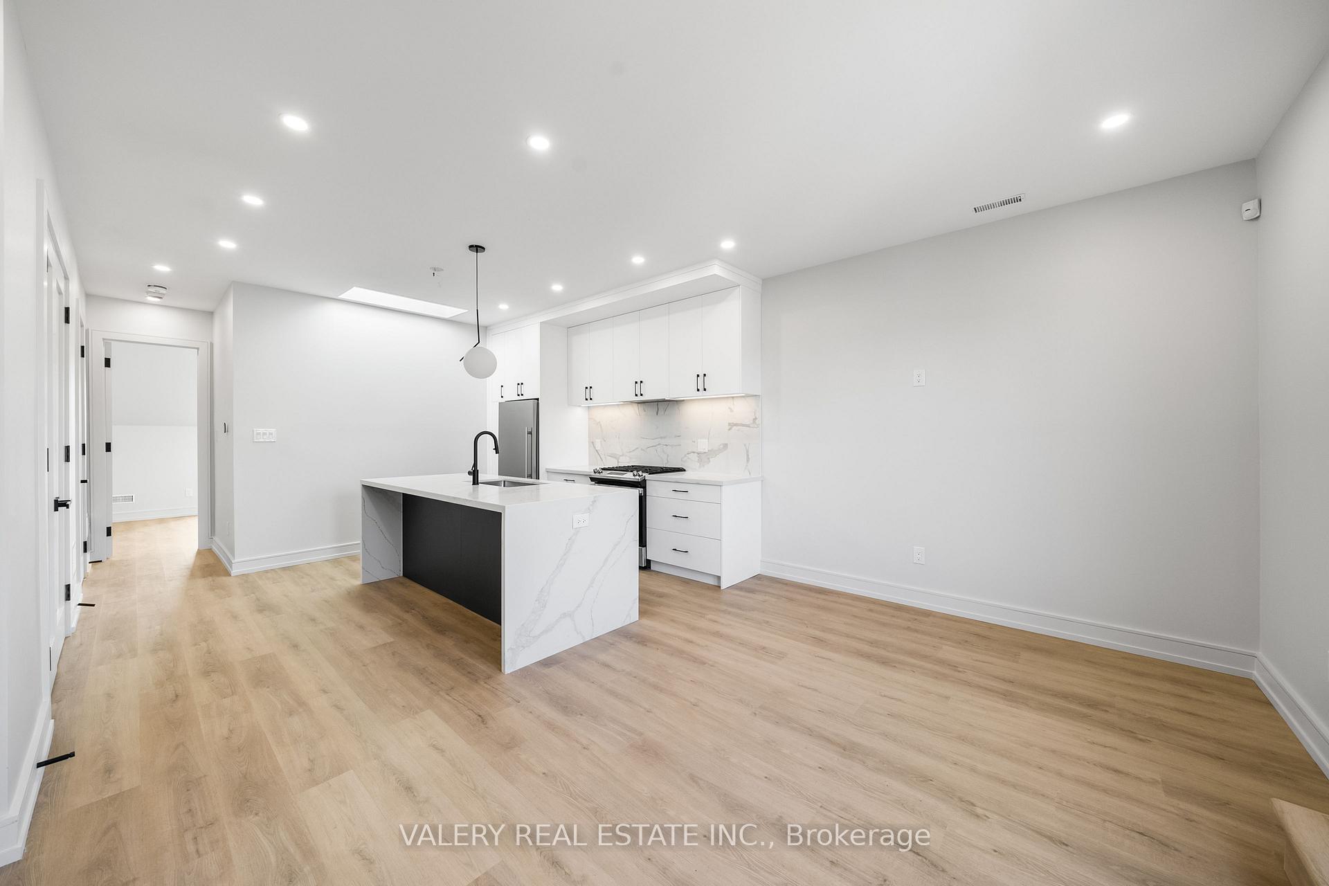 4 - 3rd Floor - 158 Dovercourt Road, Toronto 4