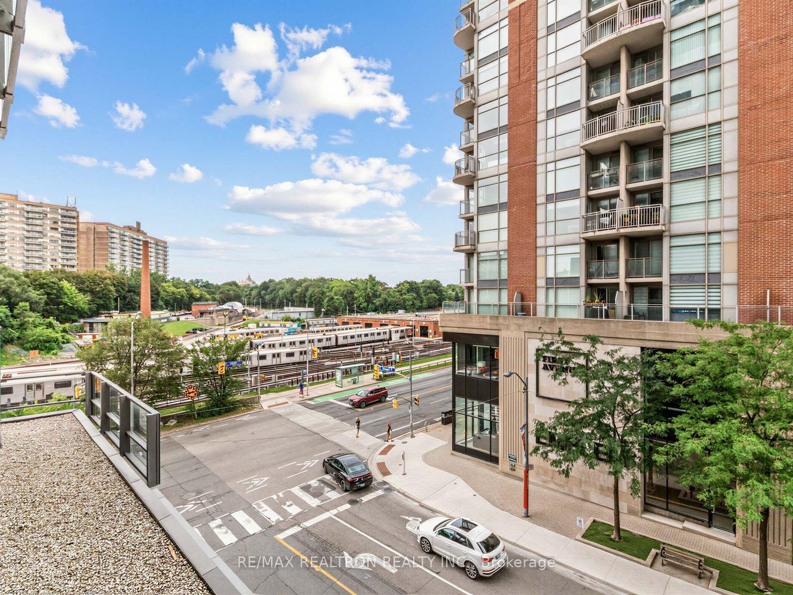 407 - 1815 Yonge Street, Toronto 4