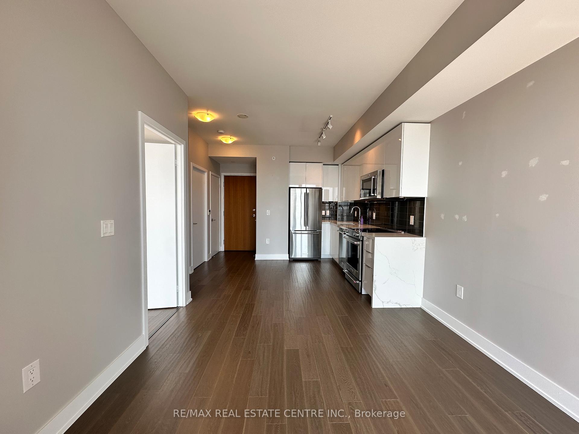 4911 - 30 Shore Breeze Drive, Toronto 5