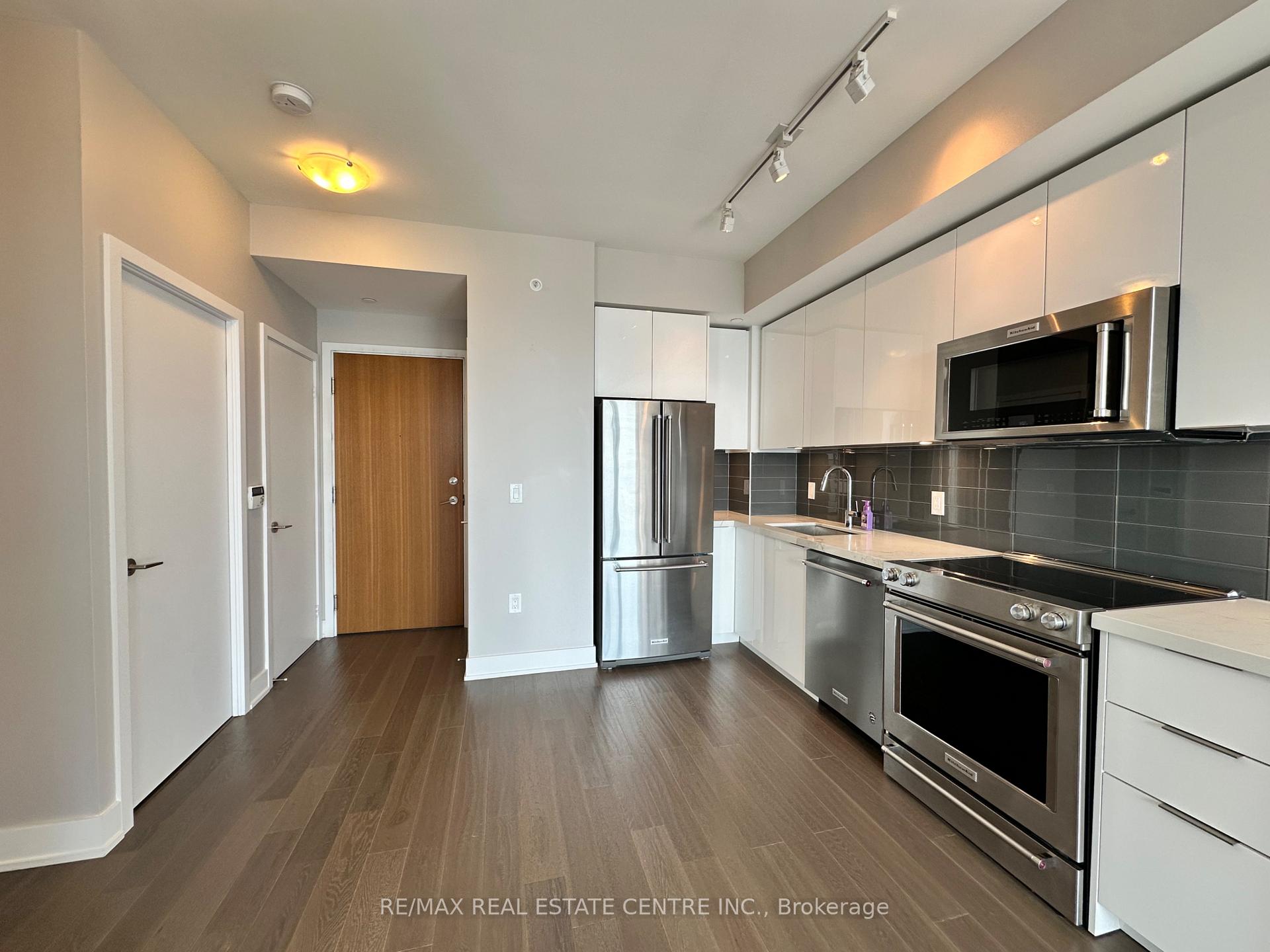 4911 - 30 Shore Breeze Drive, Toronto 3