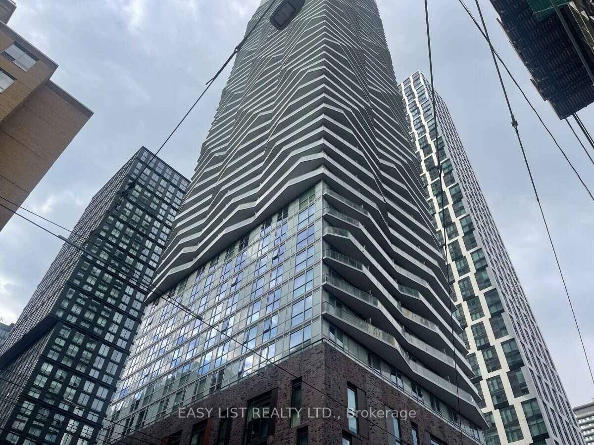 1711 - 100 Dalhousie Street Toronto Ontario Canada Rent residential   Reza Talebi Team RE/MAX Realtron Realty Inc. Brokerage