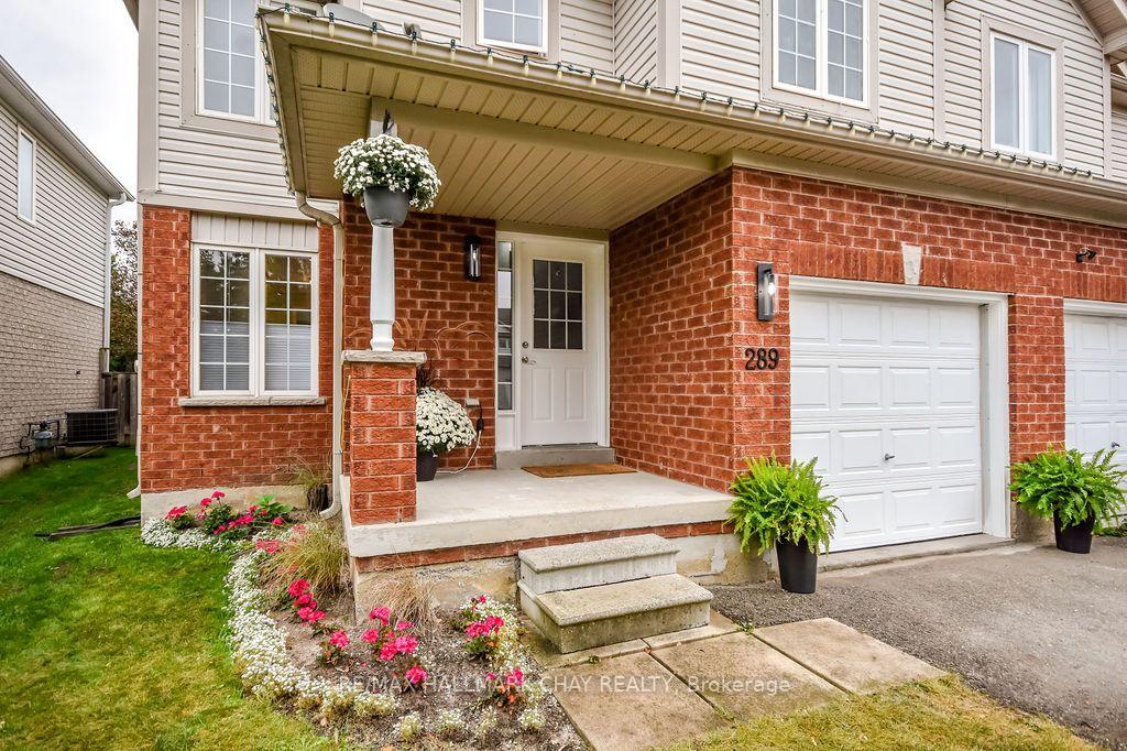 289 Esther Drive Barrie Ontario Canada Sale residential Cheryl Cheslea RE/MAX Hallmark Chay Realty, Brokerage