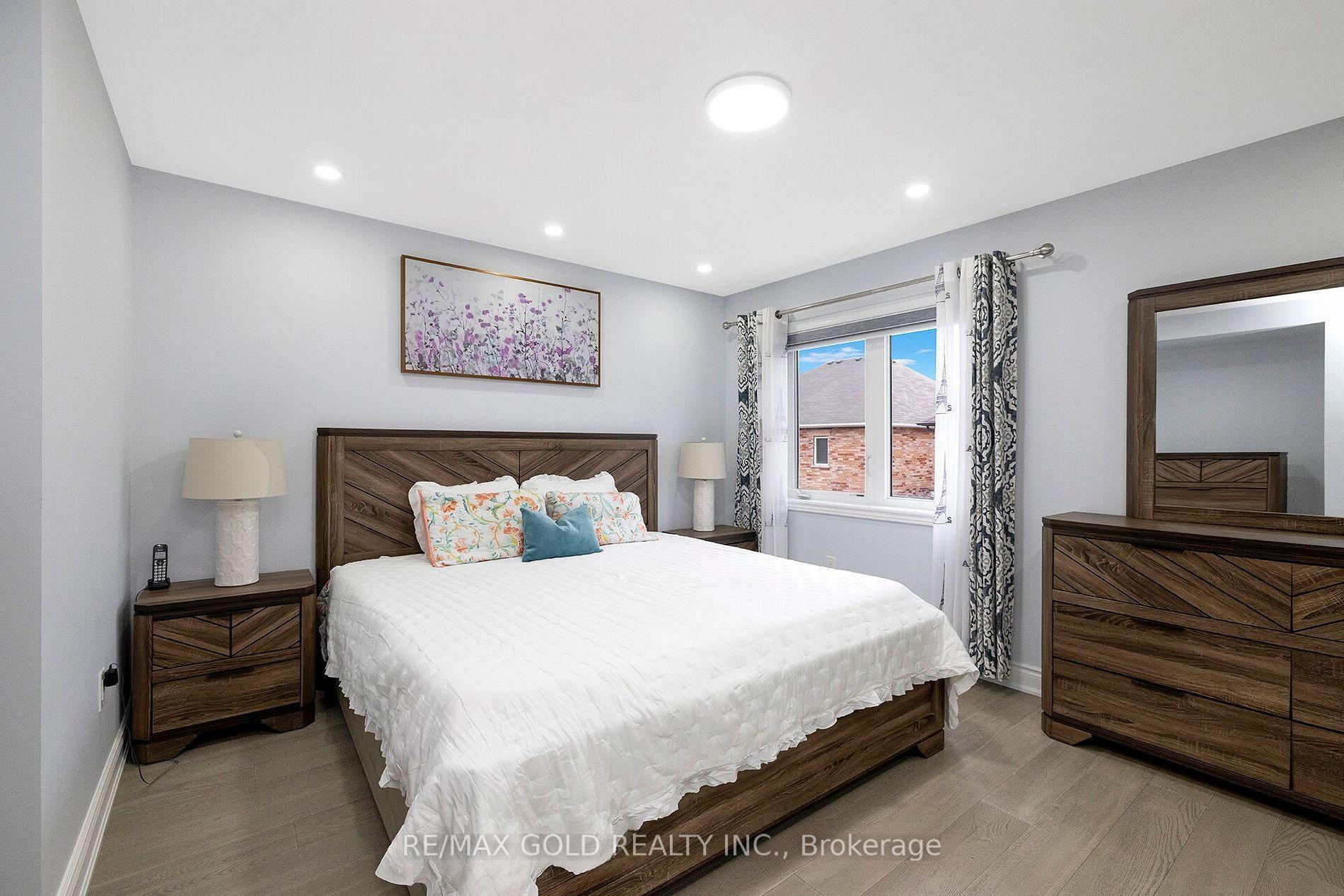 47 Antibes Drive, Brampton 5
