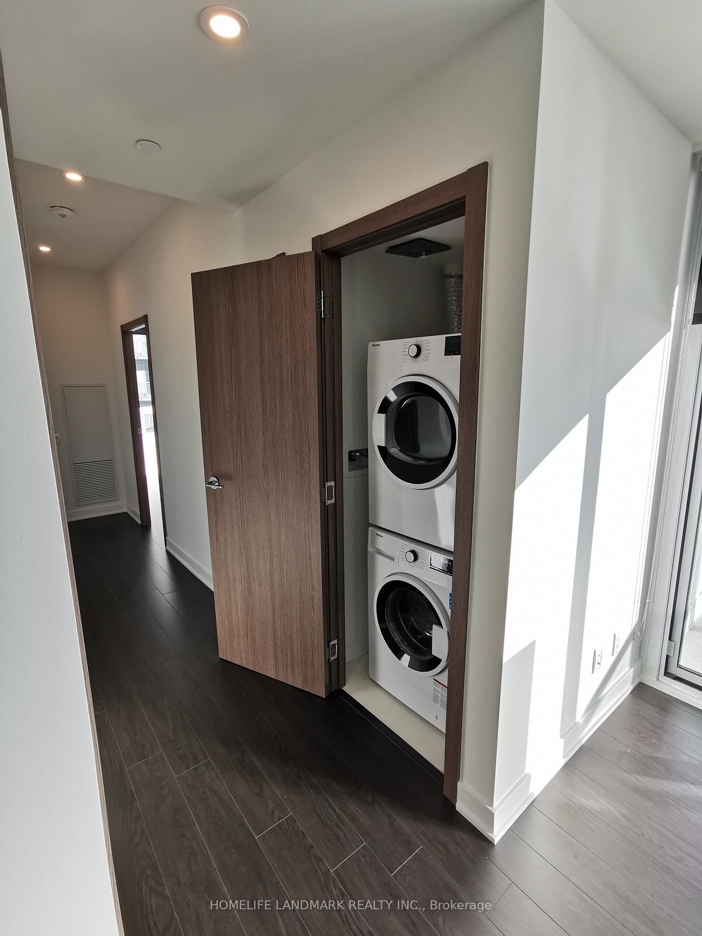 2115 - 17 Bathurst Street, Toronto 5