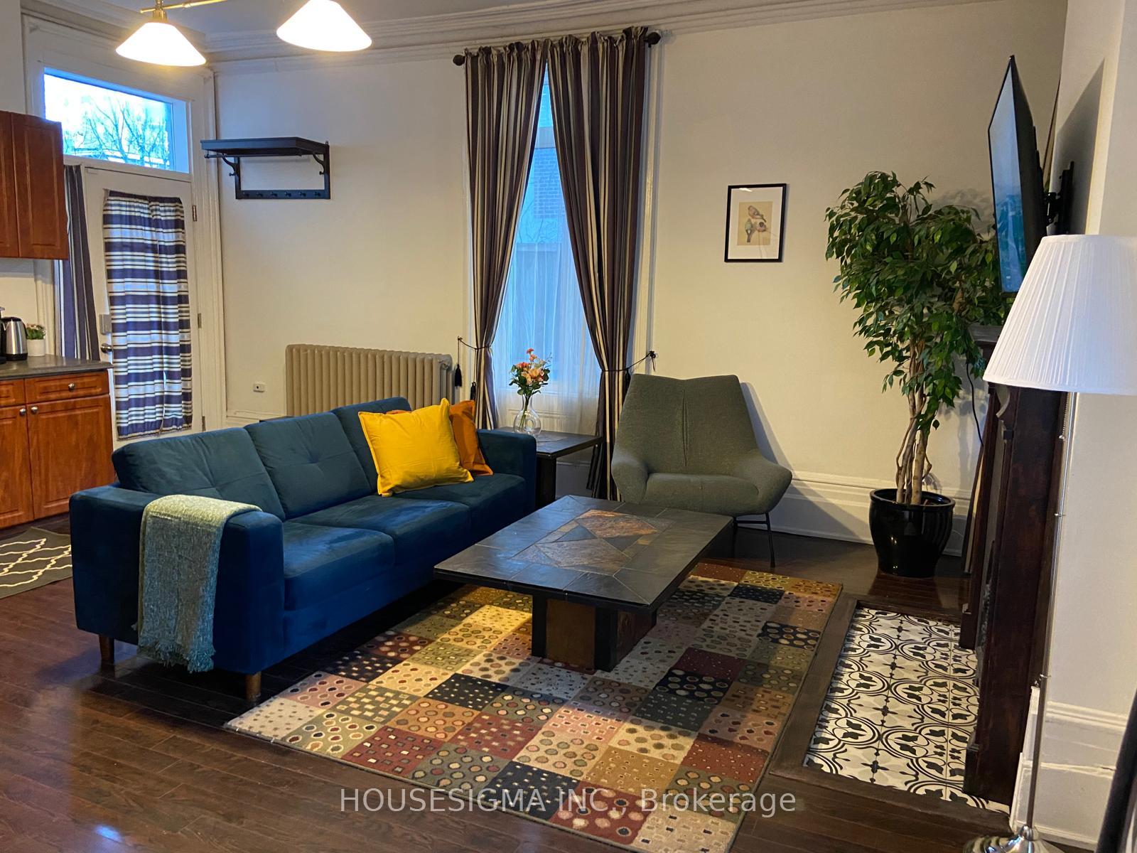 Main #1 - 104 Pembroke Street, Toronto 3